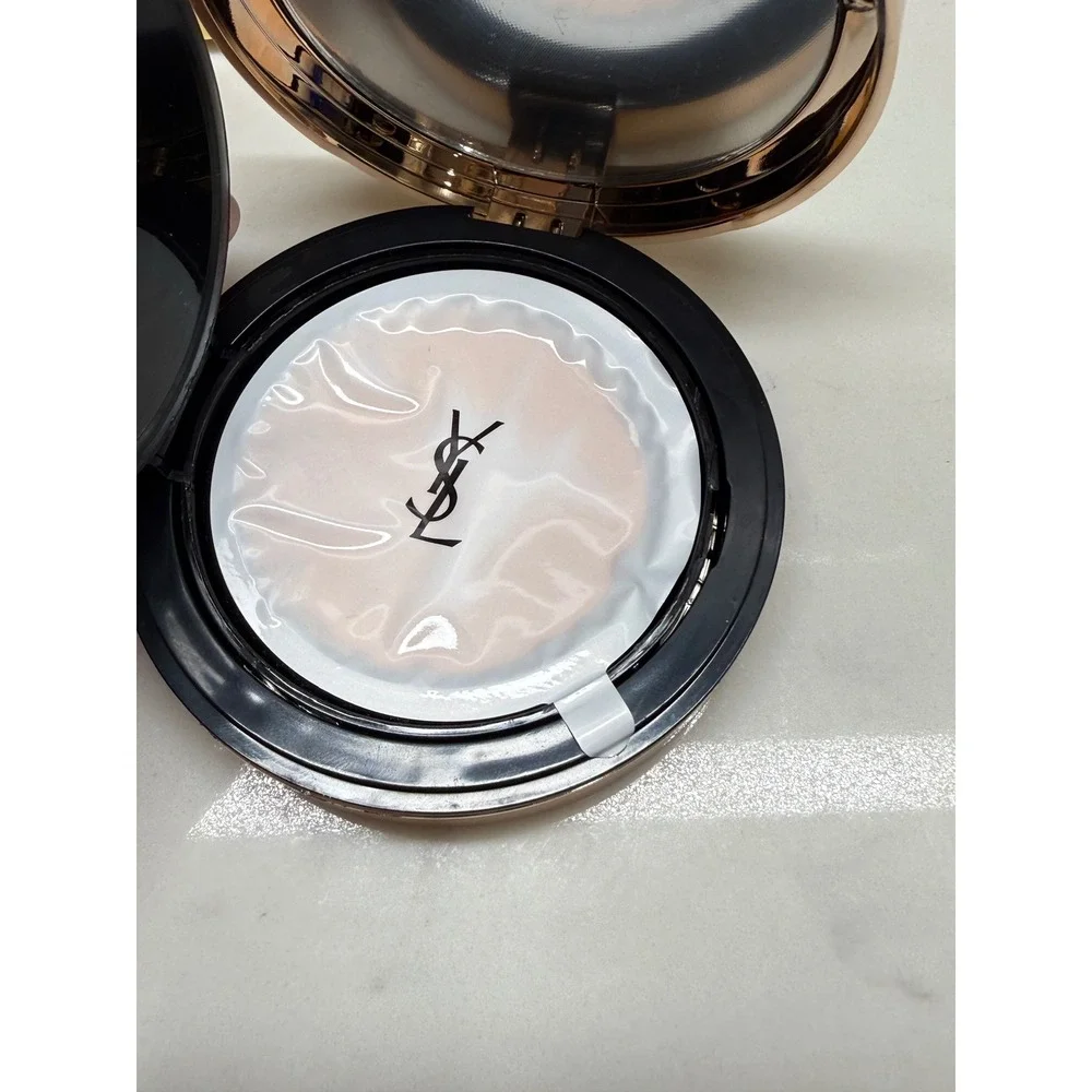 YSL Touche Eclat Glow-Pact Cushion Foundation B10 Porcelain SPF 23 New Box